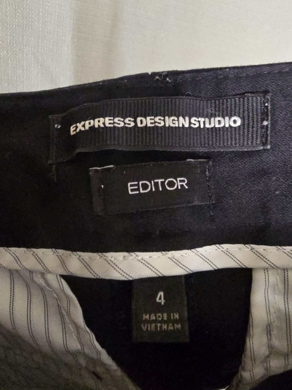 Express Design Studio Shorts - Picture 4 of 6